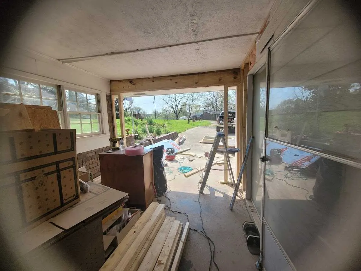 Air movers and dehumidifier for Drying & Dehumidification in Raymore